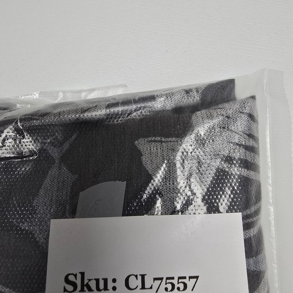 Huk Shirt‎ Mens Medium Gray Button Up Short Sleeve Performance Fishing Outdoors - Picture 13 of 13